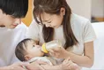 フォローアップミルクはいつからいつまで必要?育児用との違いや飲ませ方