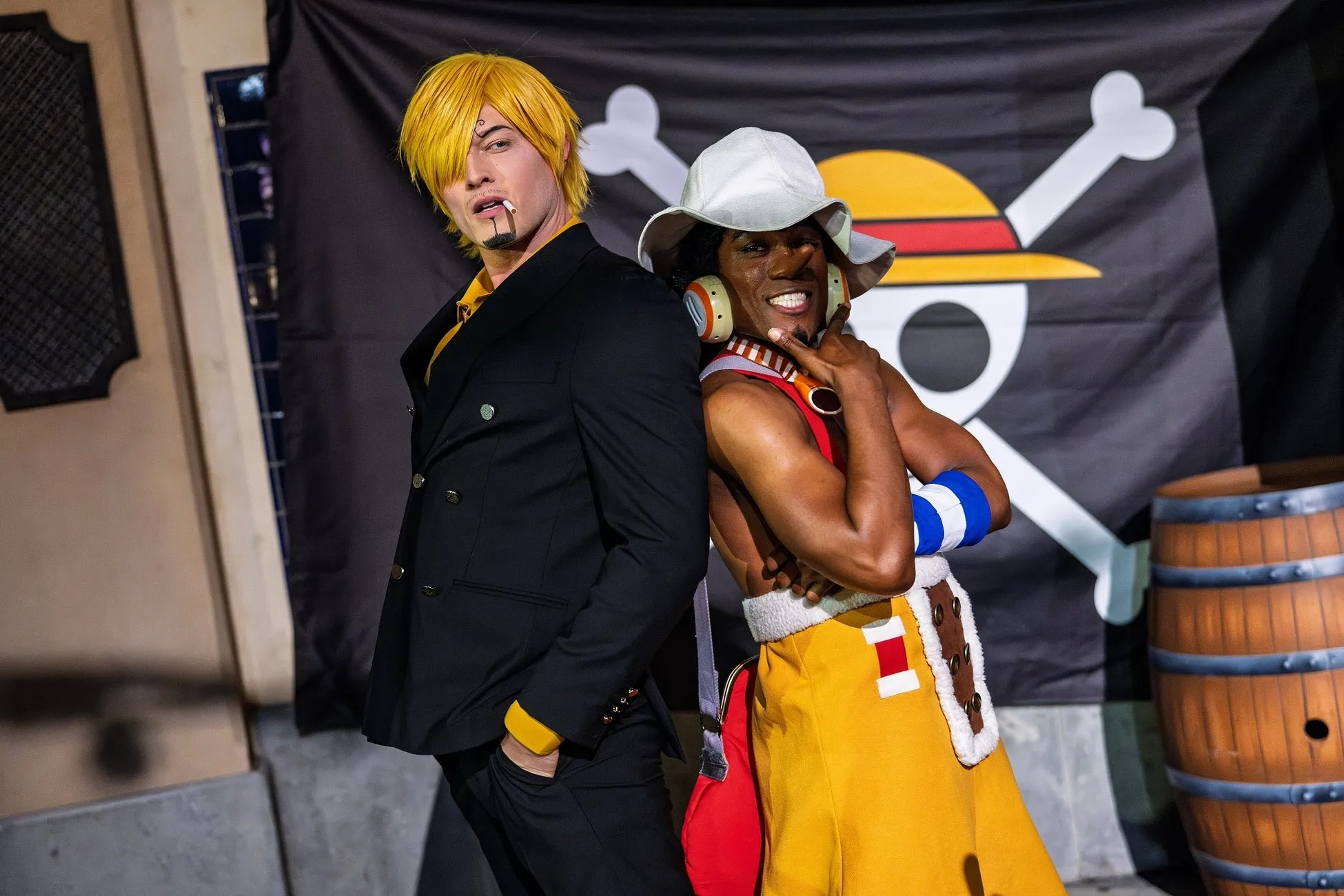 ONE PIECEキャラクターのコスプレと海賊旗