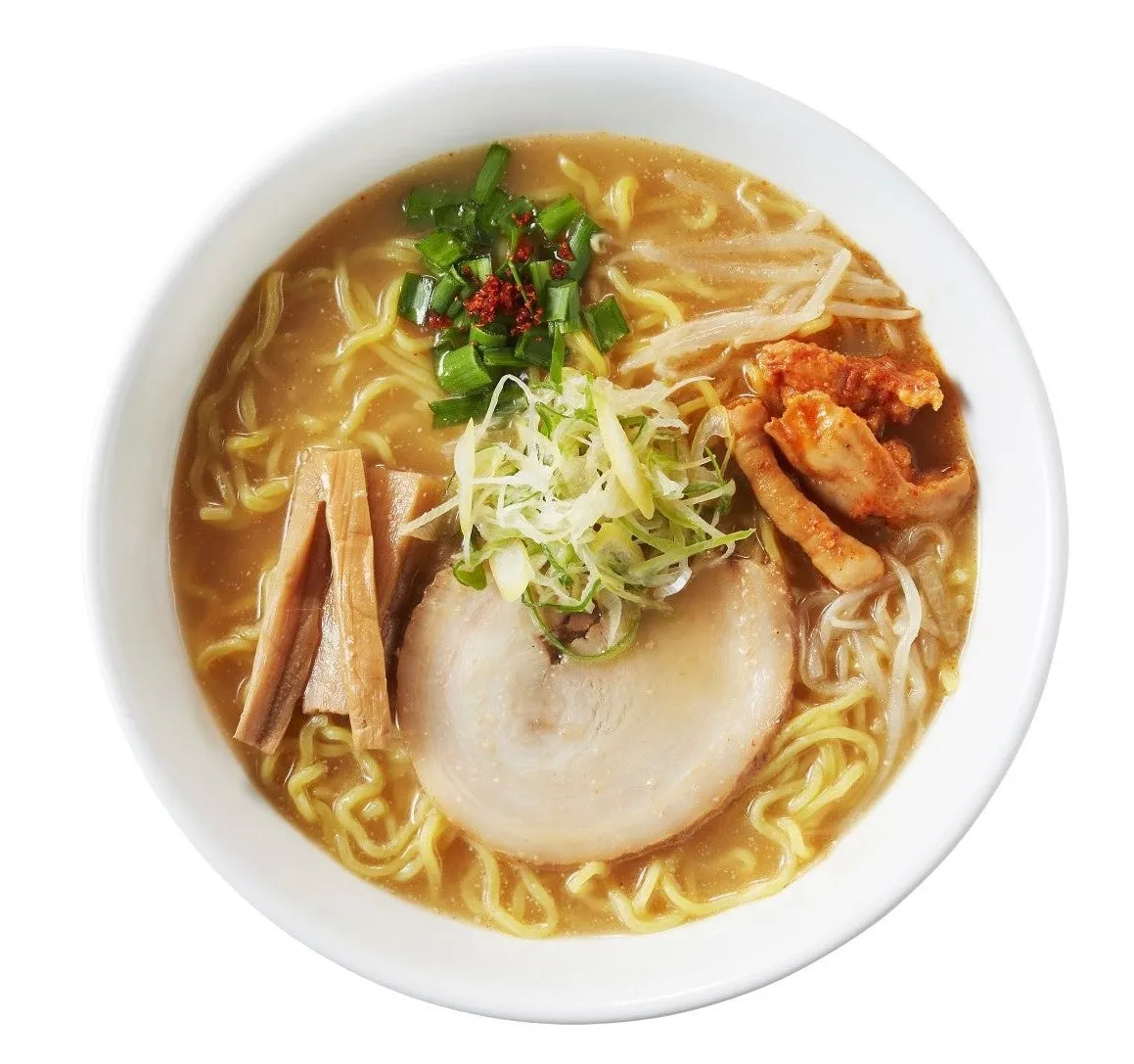 北海道ラーメン、中太麺と豊富なトッピング