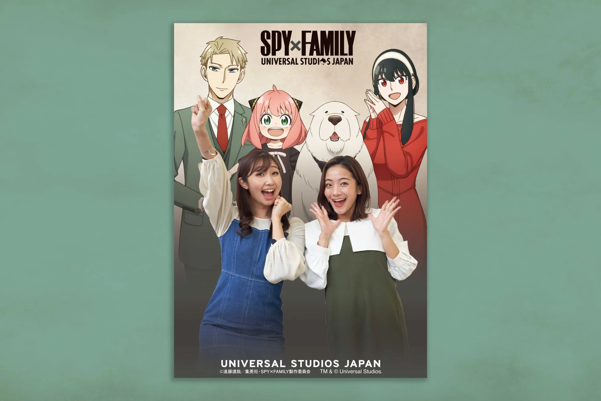 SPY×FAMILYアトラクションのビジュアルと女性二人の写真
