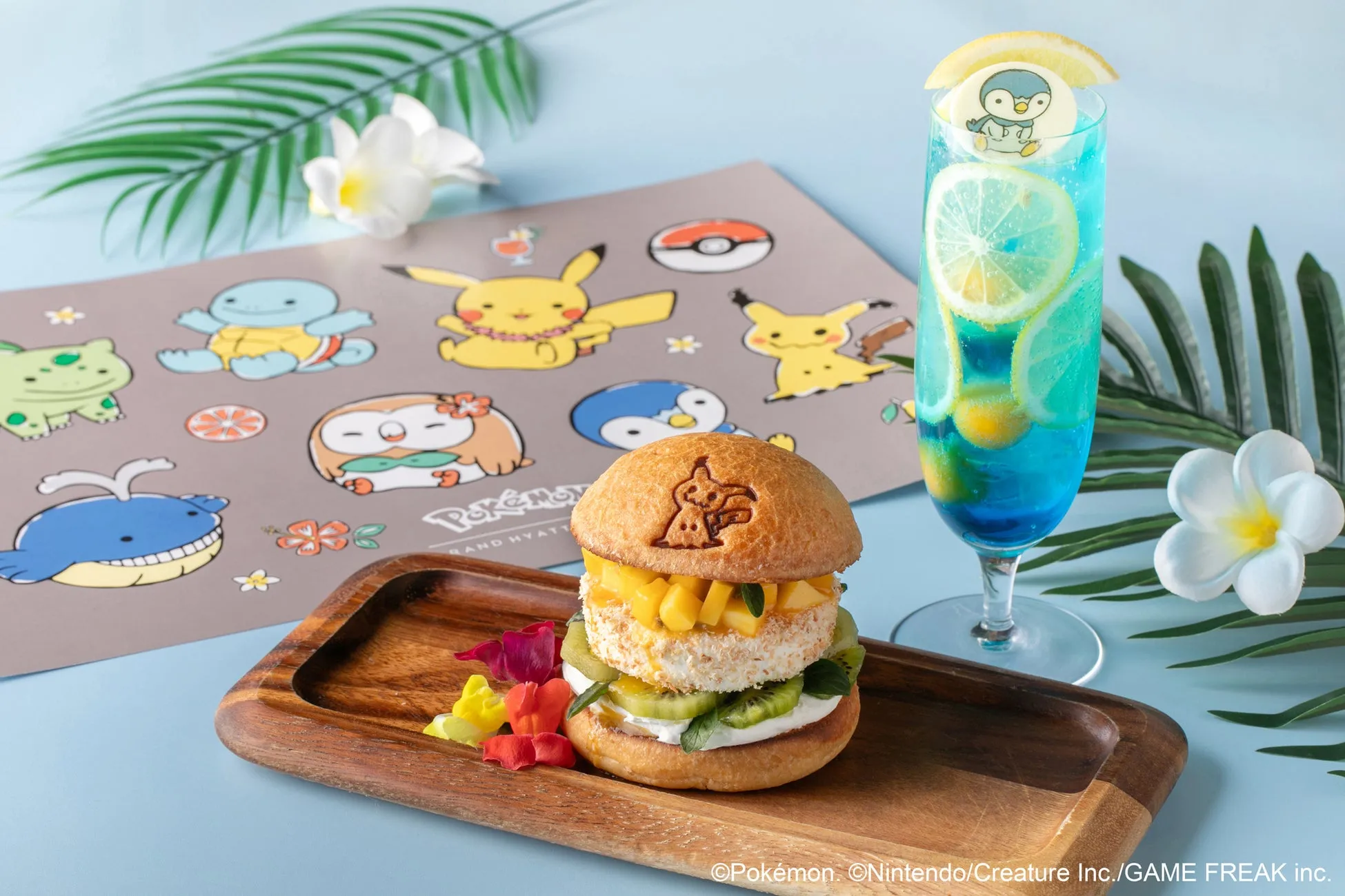 ポケモンコラボのハンバーガーとブルードリンク