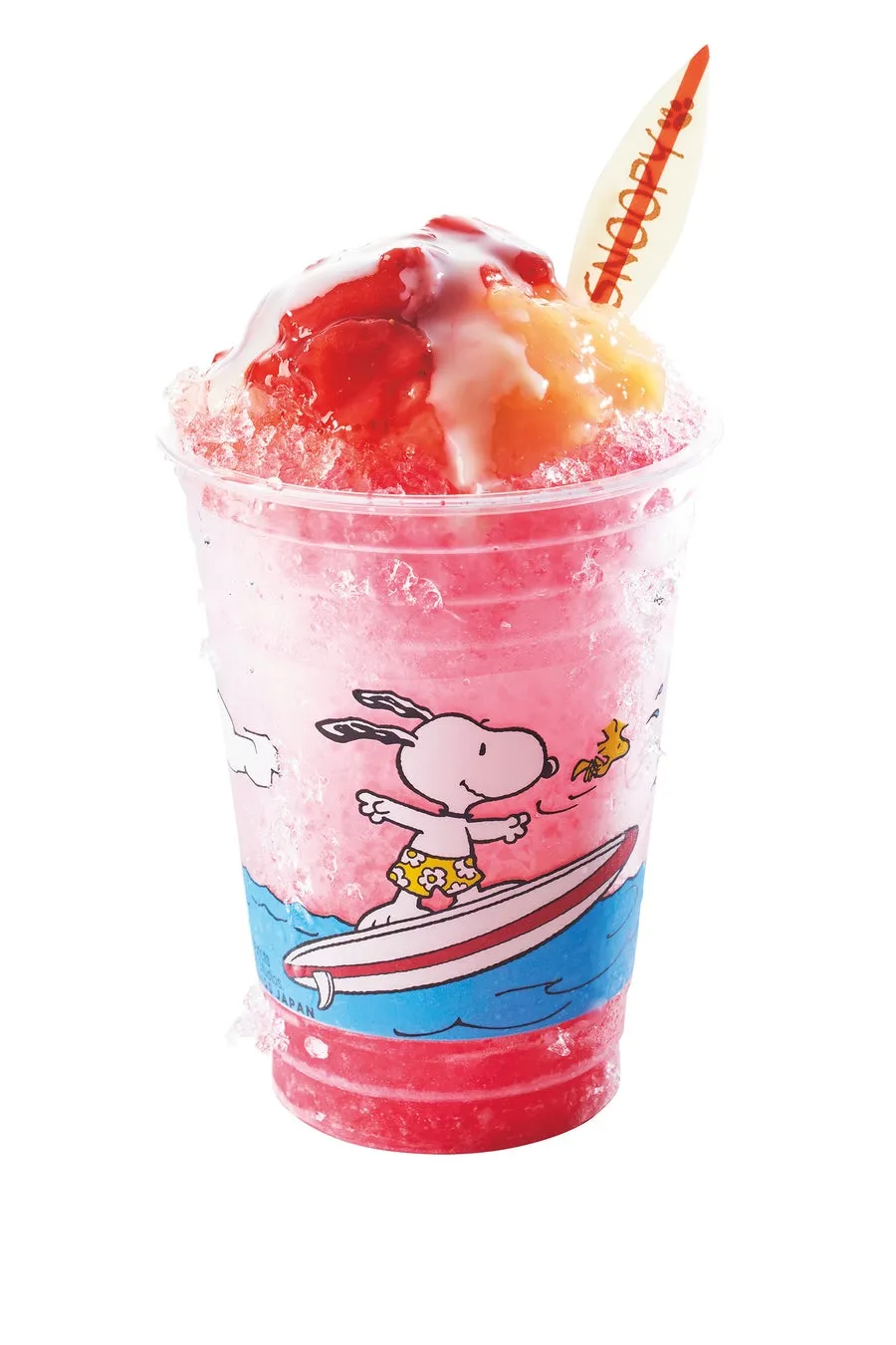 ピンクのかき氷ドリンクとキャラクター