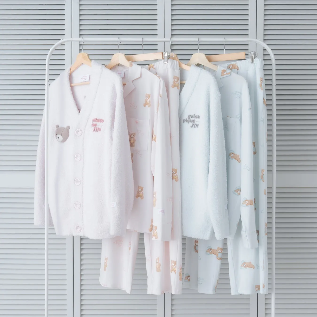 JIN’s BEARぬいぐるみ付き‘ベビモコ’素材カーディガン画像