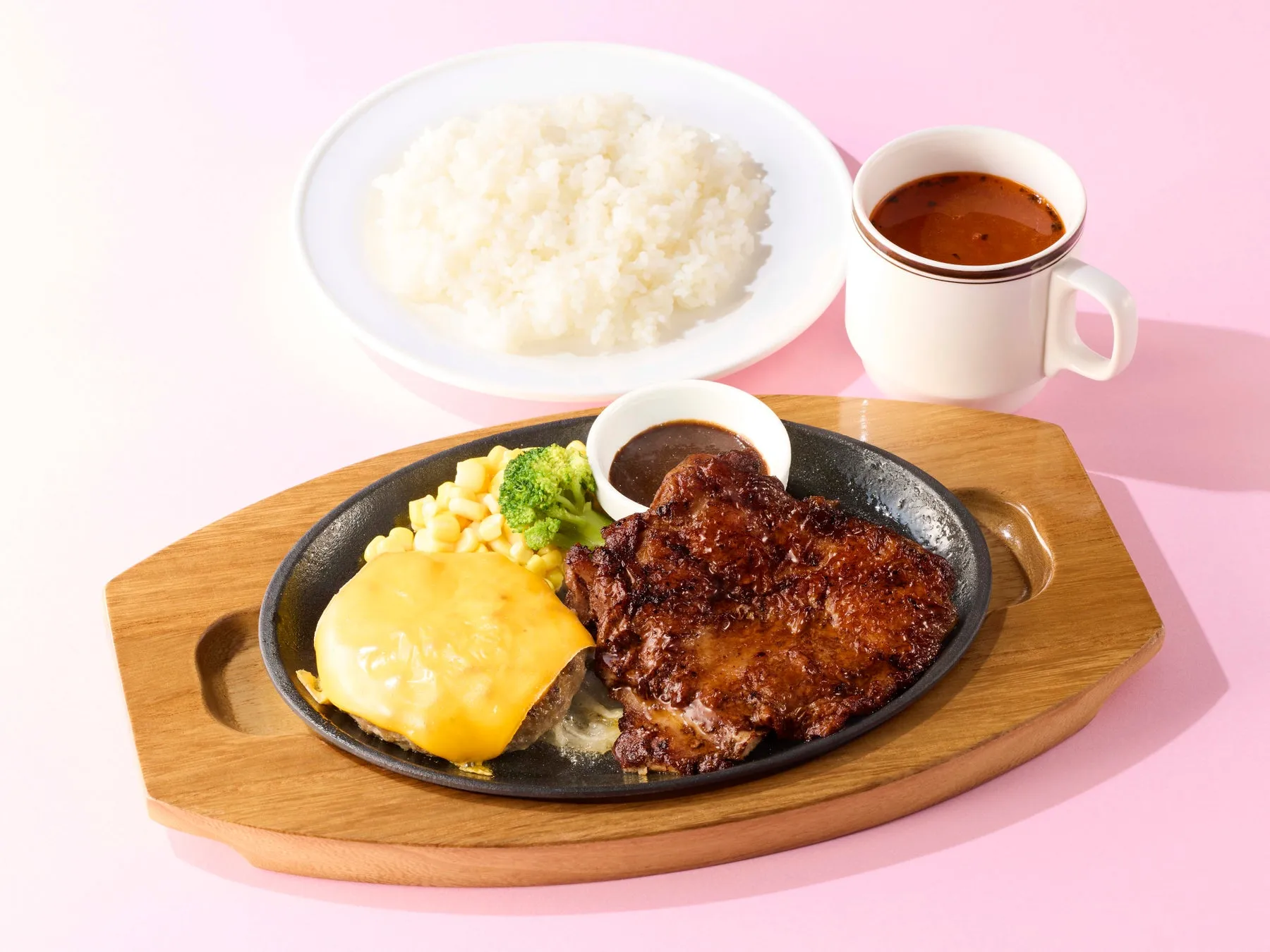 チーズハンバーグ&カリブチキンランチ