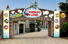 トーマスランドの夏がアツい！富士急ハイランドで『SUMMER 2025』開催中