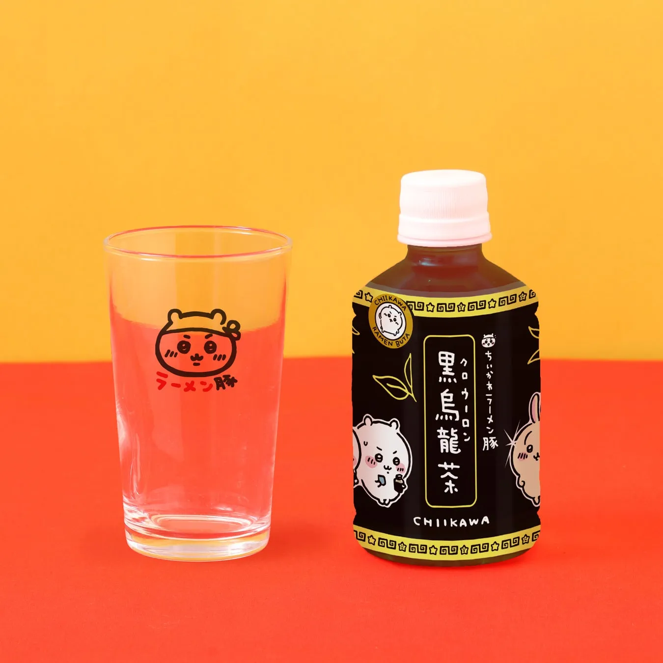 黒烏龍茶のペットボトル