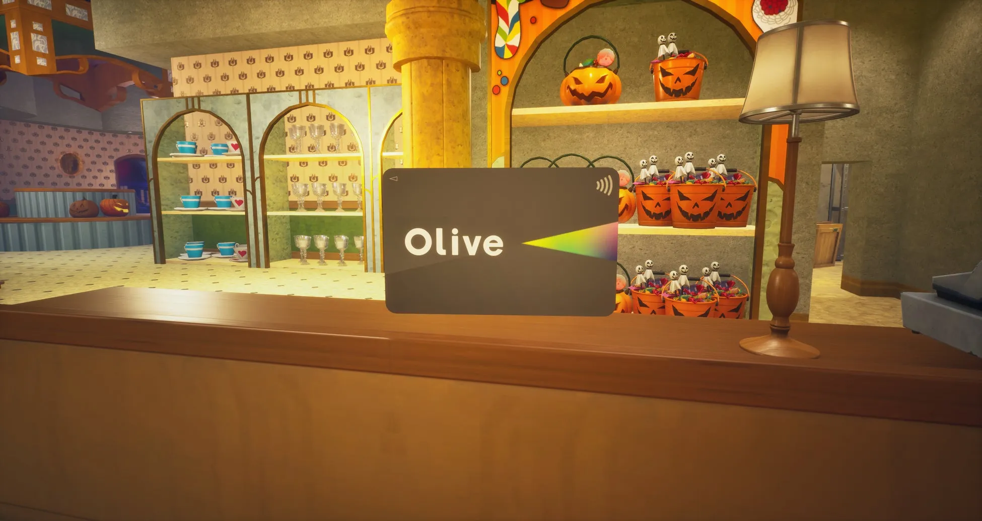 ハロウィーン装飾がある店内のカウンター