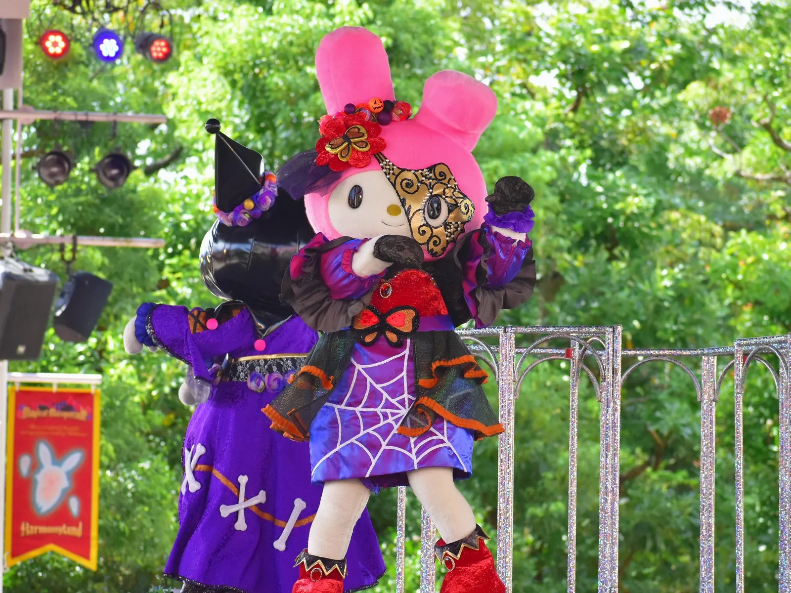 ハーモニーランドのキャラクターたちのハロウィーンコスチューム