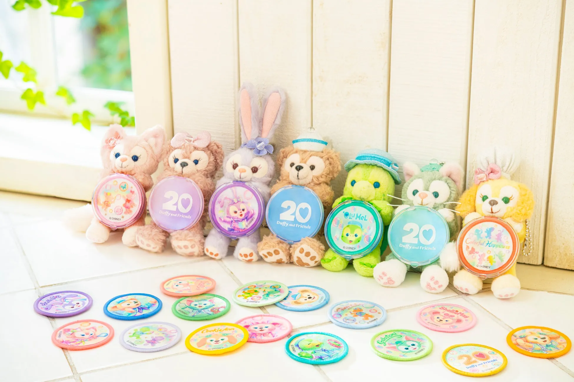 送料無料＊TDS ダッフィーぬいぐるみバッジ TDR25周年 キャスト