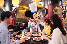 ディズニーアンバサダーホテル「シェフ・ミッキー」がハワイアンスタイルに変身!