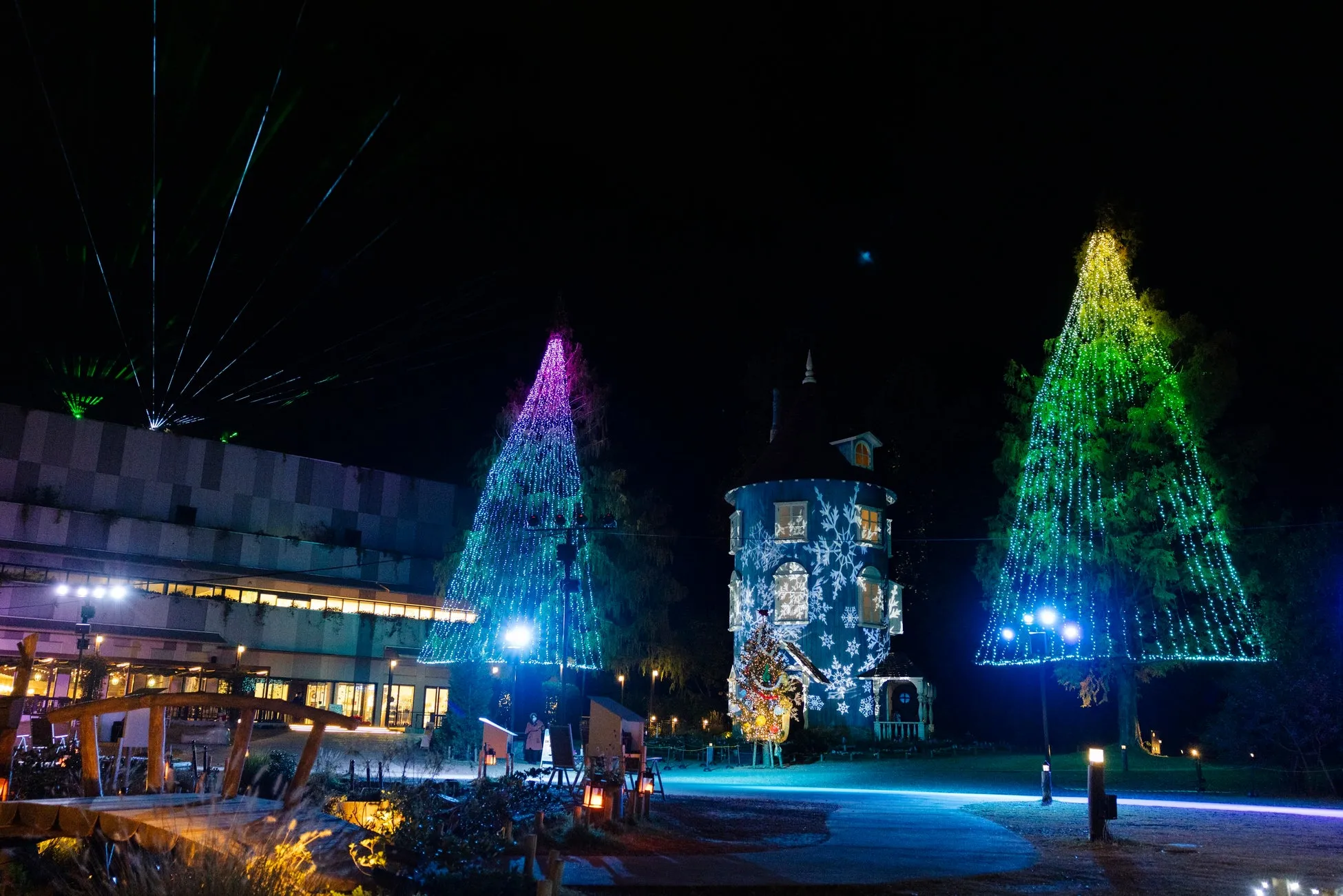 ムーミンバレーパークのライトアップ夜景