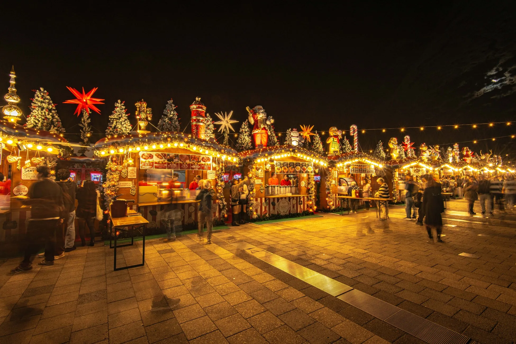 クリスマスマーケット(R)会場の様子(2025年11月撮影)