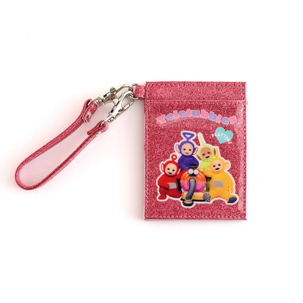 グリッターパスケースのピンク色