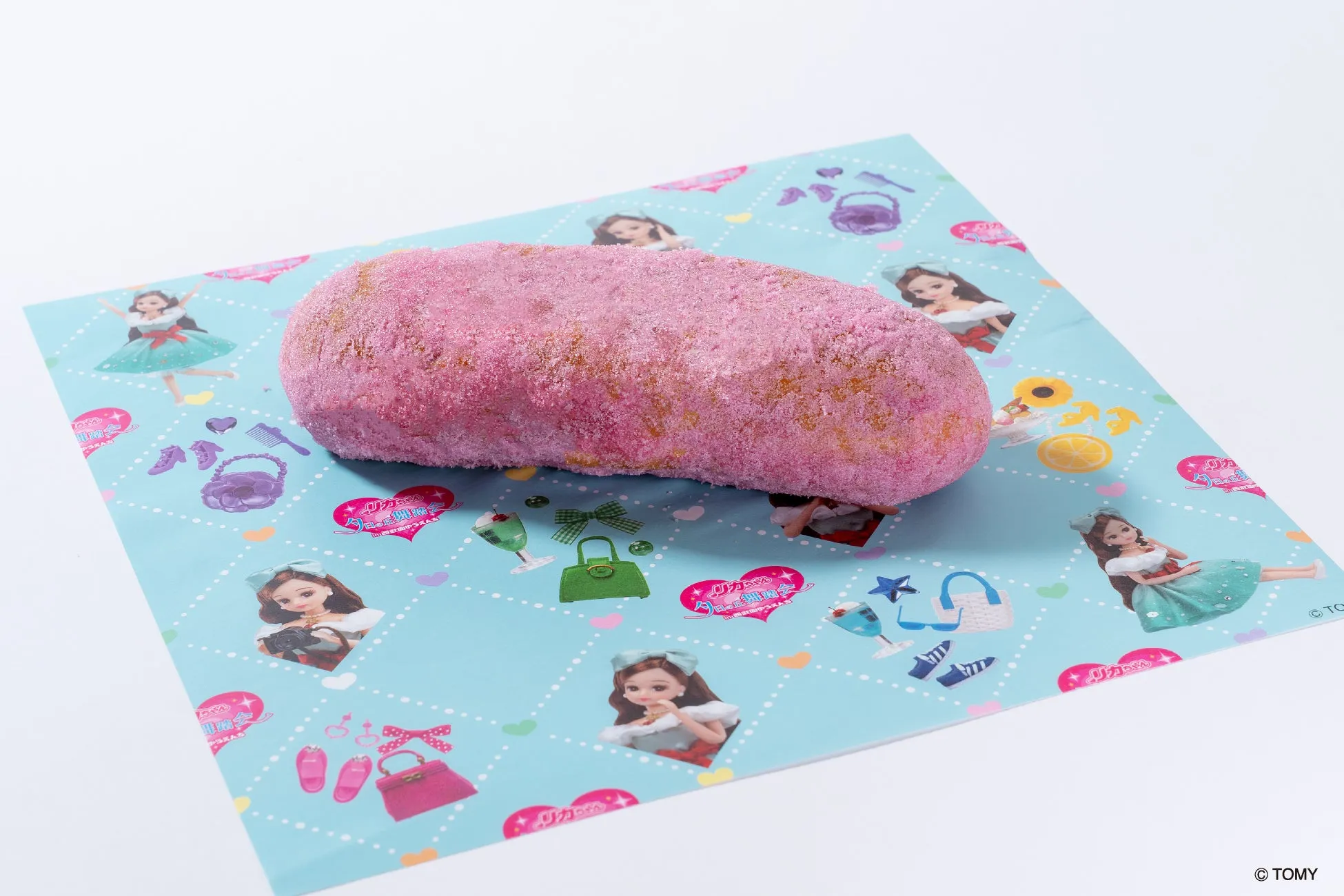 リカちゃんコラボイベントのピンク色のスイーツ