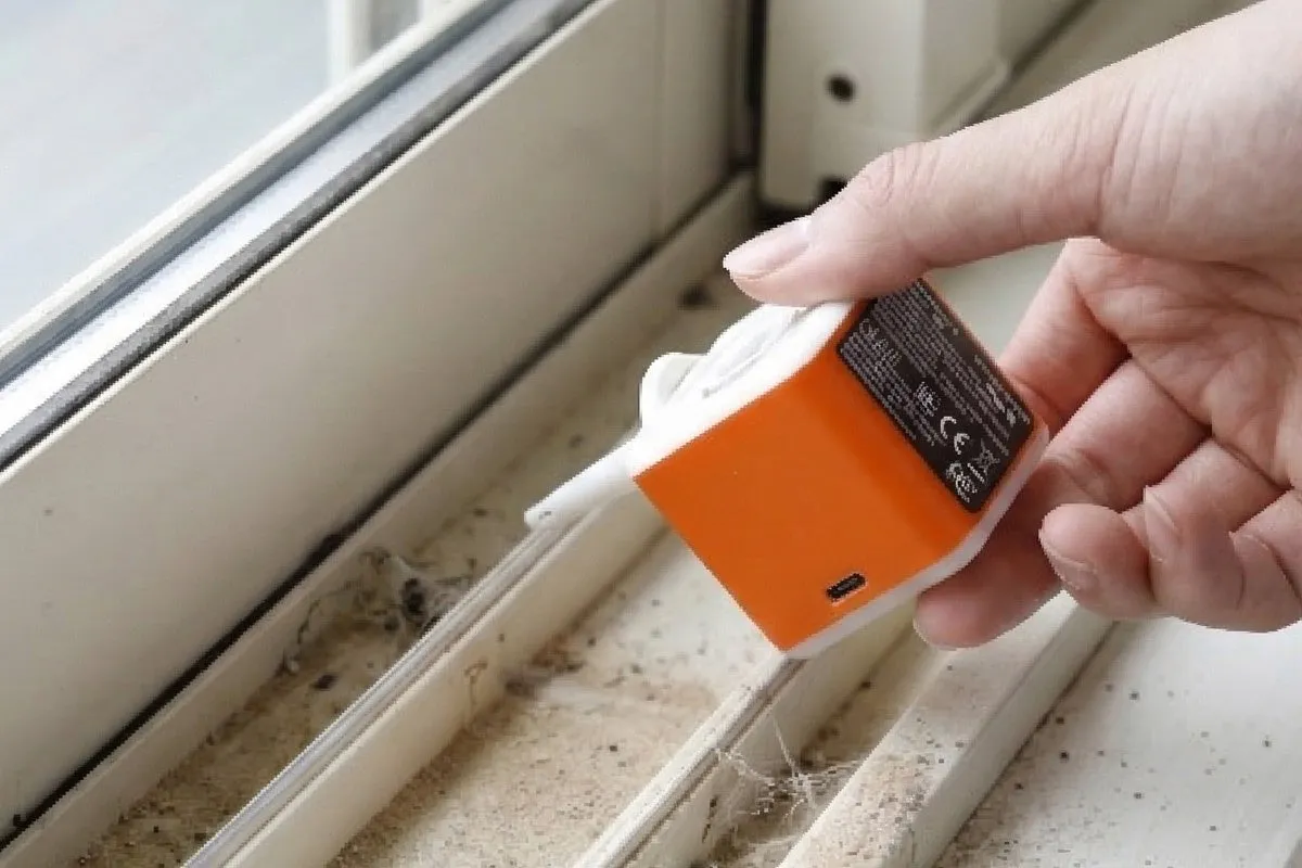 46mmの超小型ボディに秘められた強力な風量を持つマイクロエアポンプ