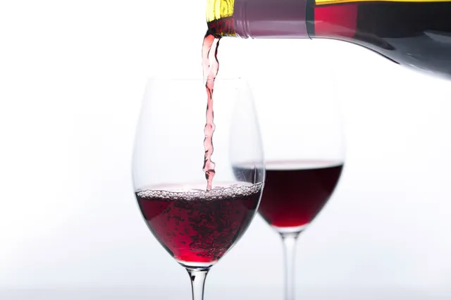 ボルドー産赤ワインを使ったキレのあるデミグラスソースイメージ