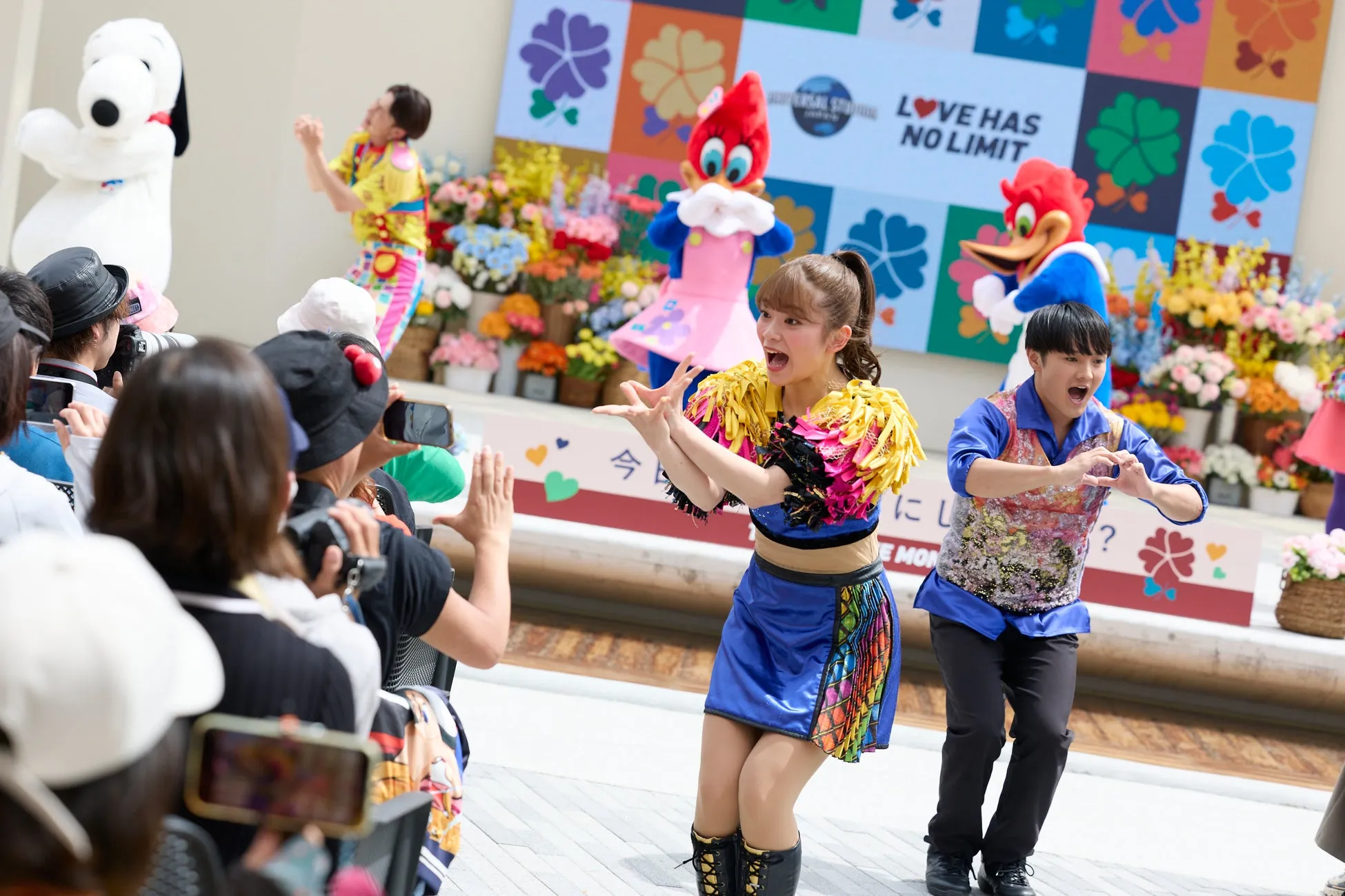 ユニバーサル・スタジオ・ジャパンでの感謝月間イベントの様子