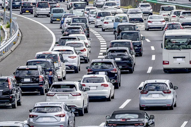 外出先でも手軽に食べられる本格的なおむすびのイメージ