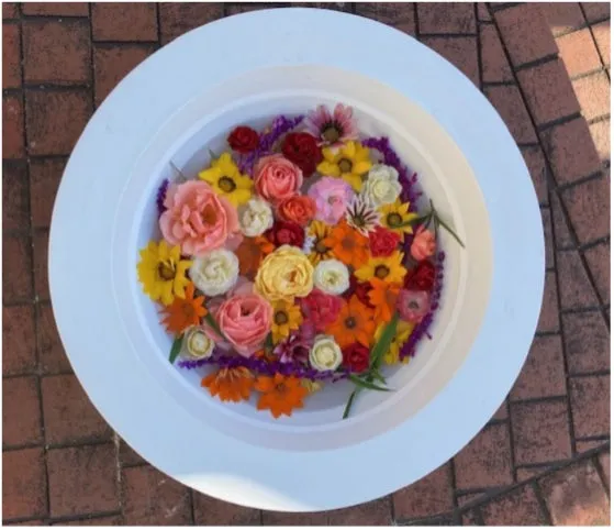 春のバラフェスタのフラワーアレンジメント