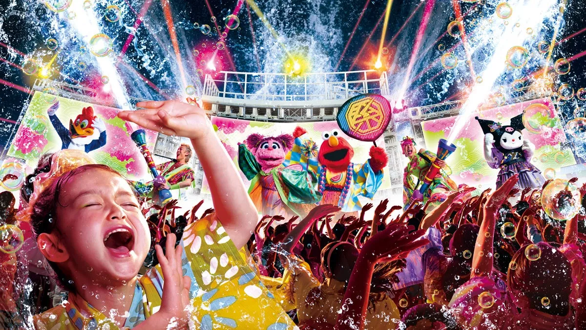 ユニバーサル・スタジオ・ジャパンの夏イベント、華やかなステージ