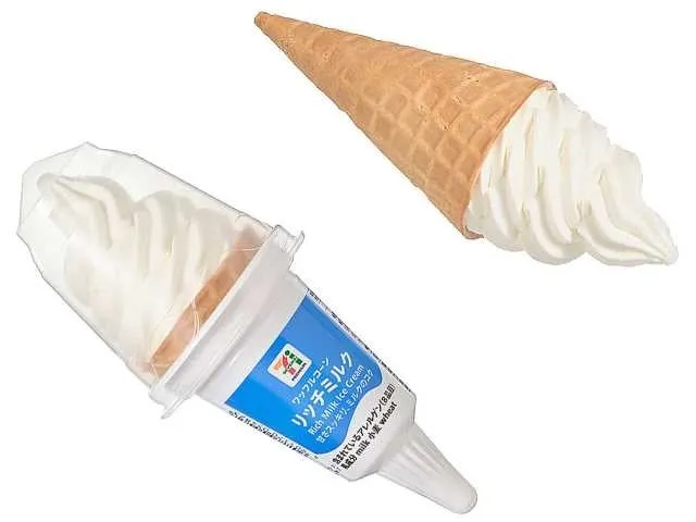 セブンプレミアム ワッフルコーン リッチミルクのアイスパッケージ
