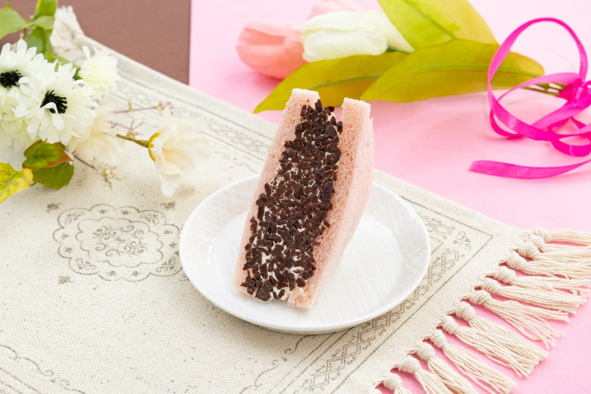 セブン‐イレブンのチョコチップ&ホイップサンド