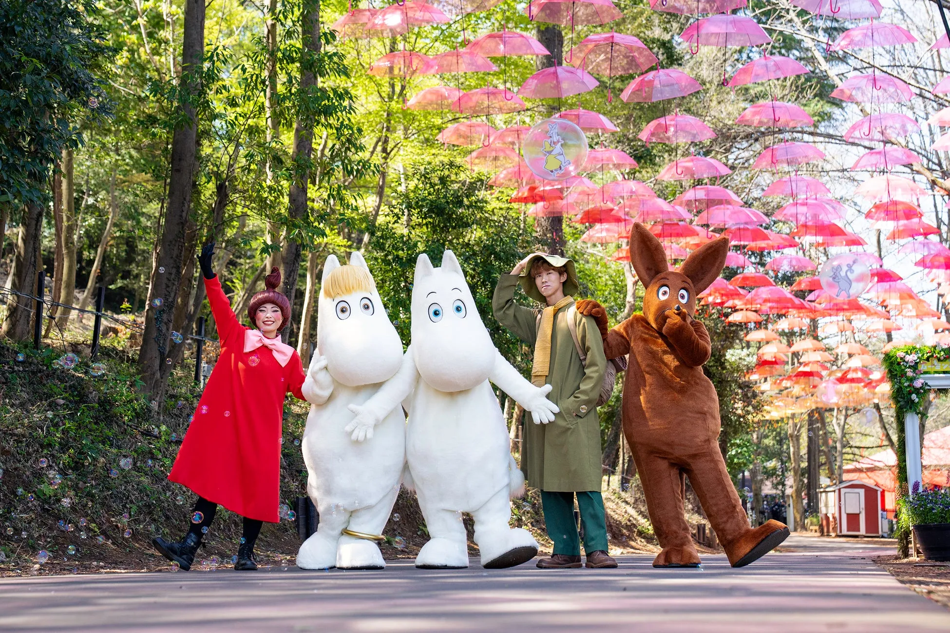 ムーミンバレーパークのキャラクター集合