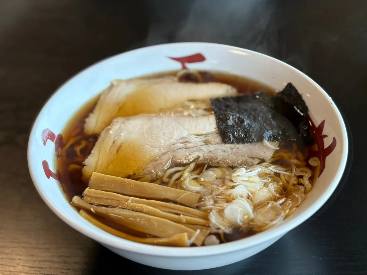 煮干し香る鶏醤油ラーメンの画像