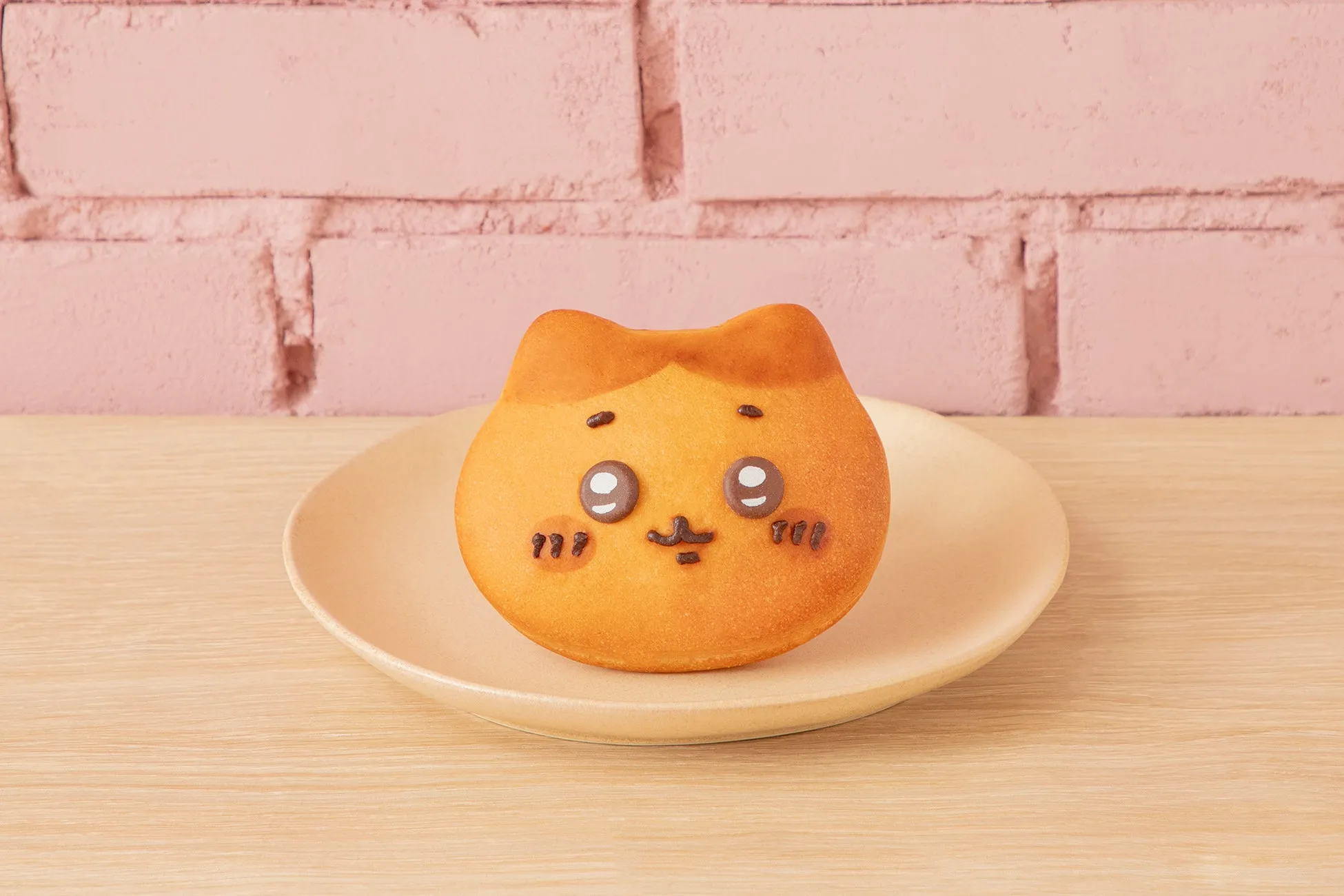 ハチワレパン チョコレートクリームがつまったハチワレパン