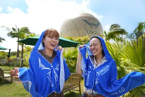 ジャングリア沖縄が暑さ対策を強化「着る冷蔵庫」冷感アイス...