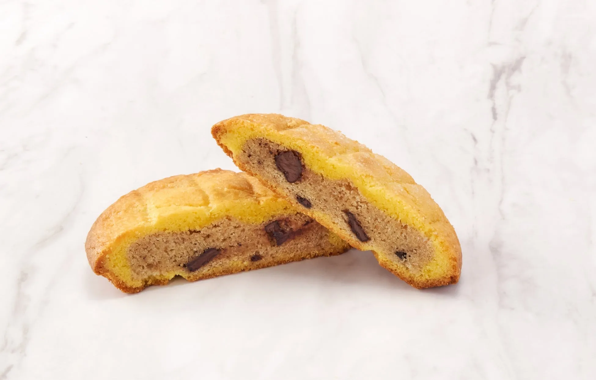 お店で焼いた メロンパンみたいなチョコクッキー