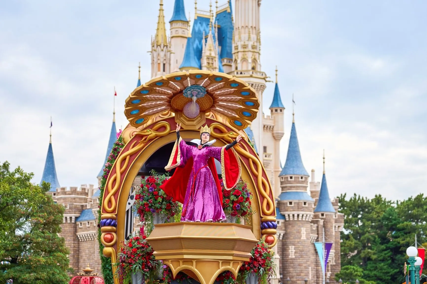 東京ディズニーリゾートの秋のパレード