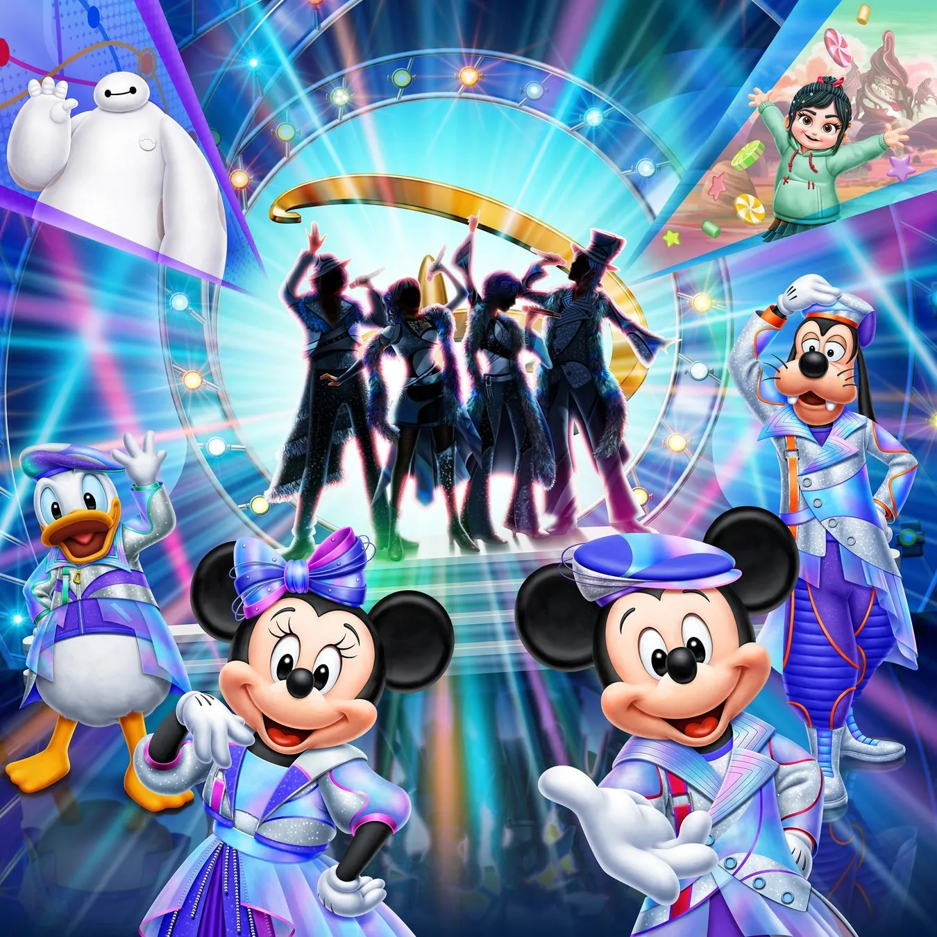 ディズニーキャラクターとライトアップされたステージ