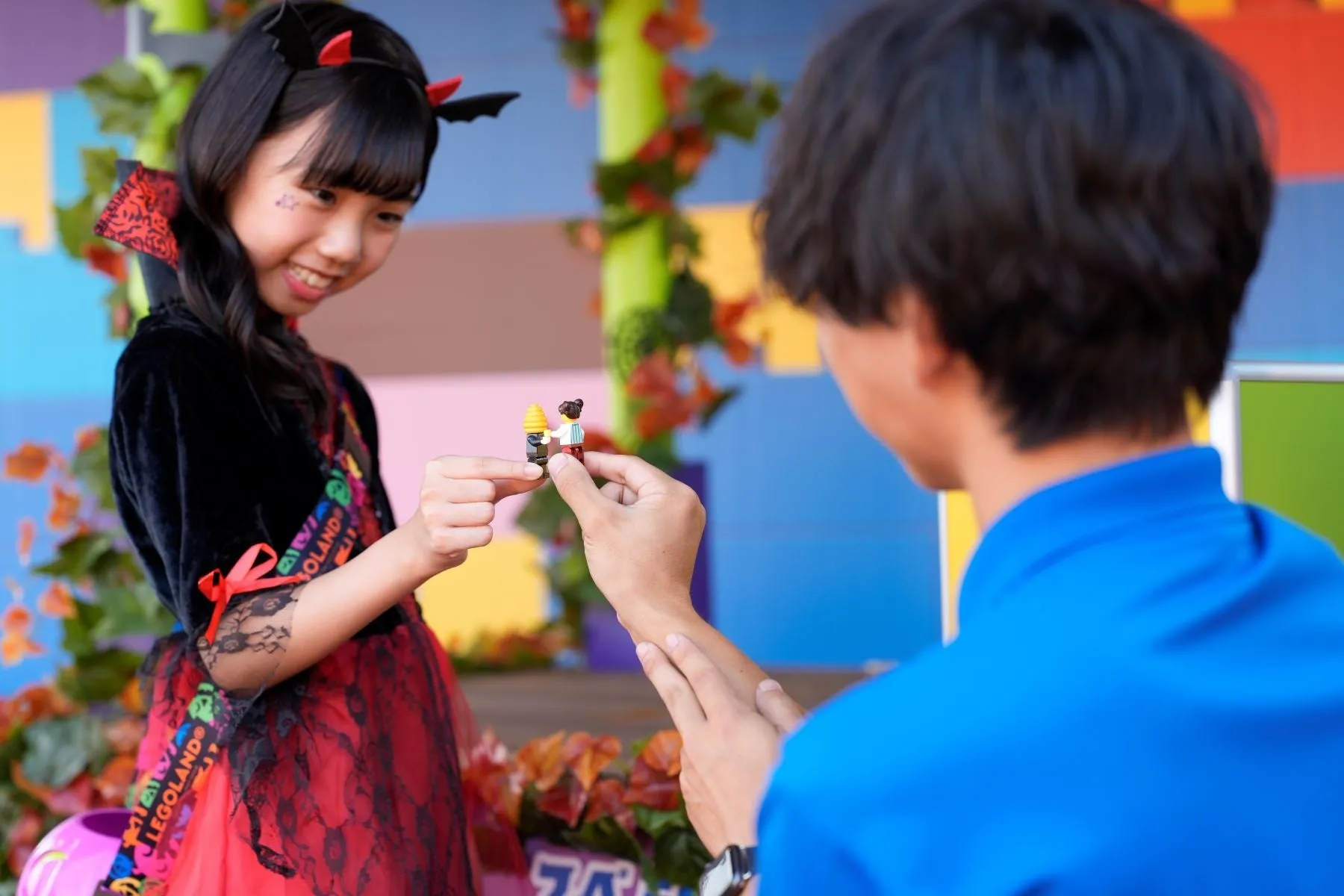 レゴランドでハロウィン仮装の子供
