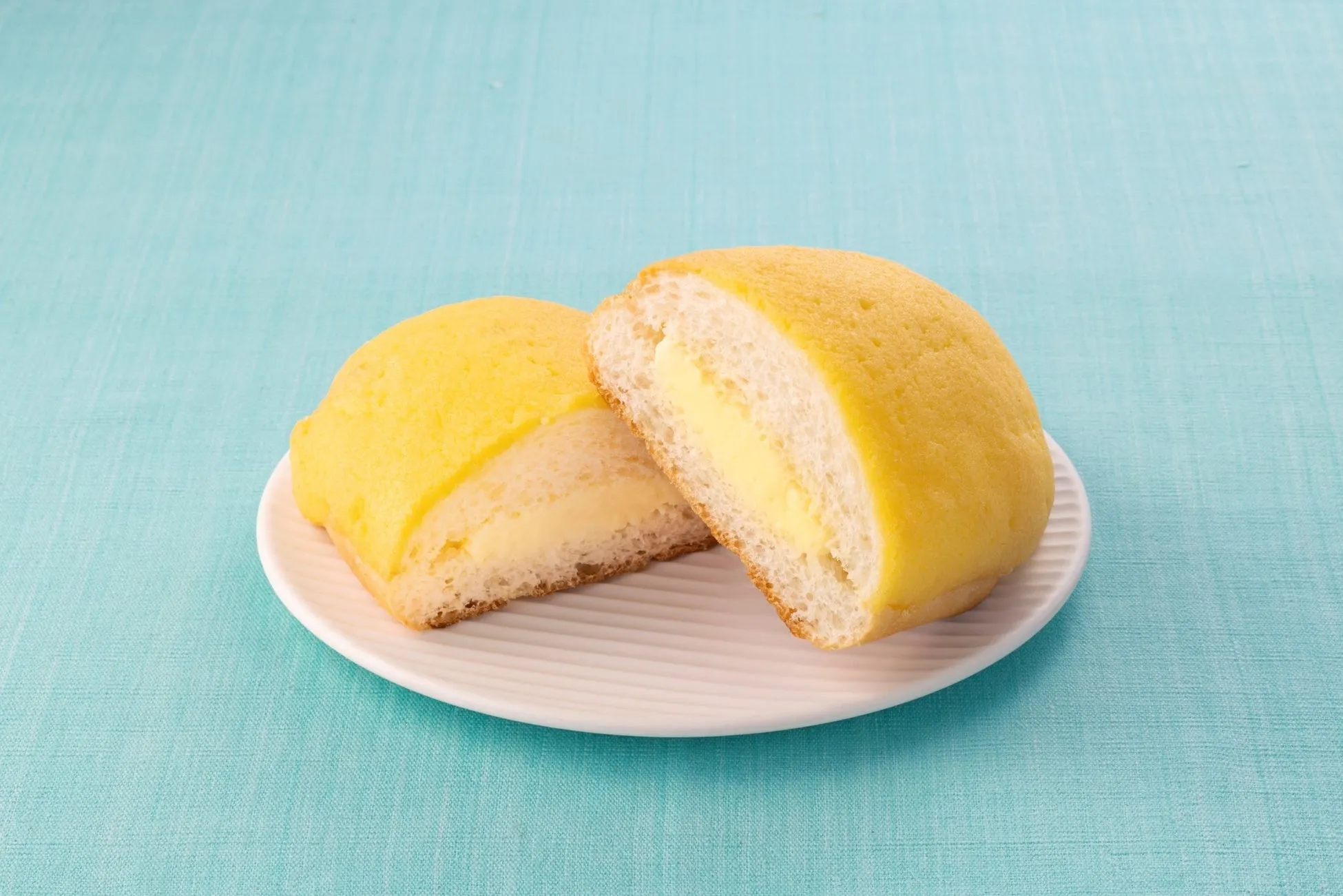 クリームパンの断面