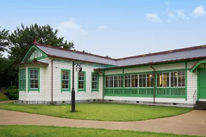 歴史的洋館×海景色「スターバックス コーヒー 横浜海の公園店...