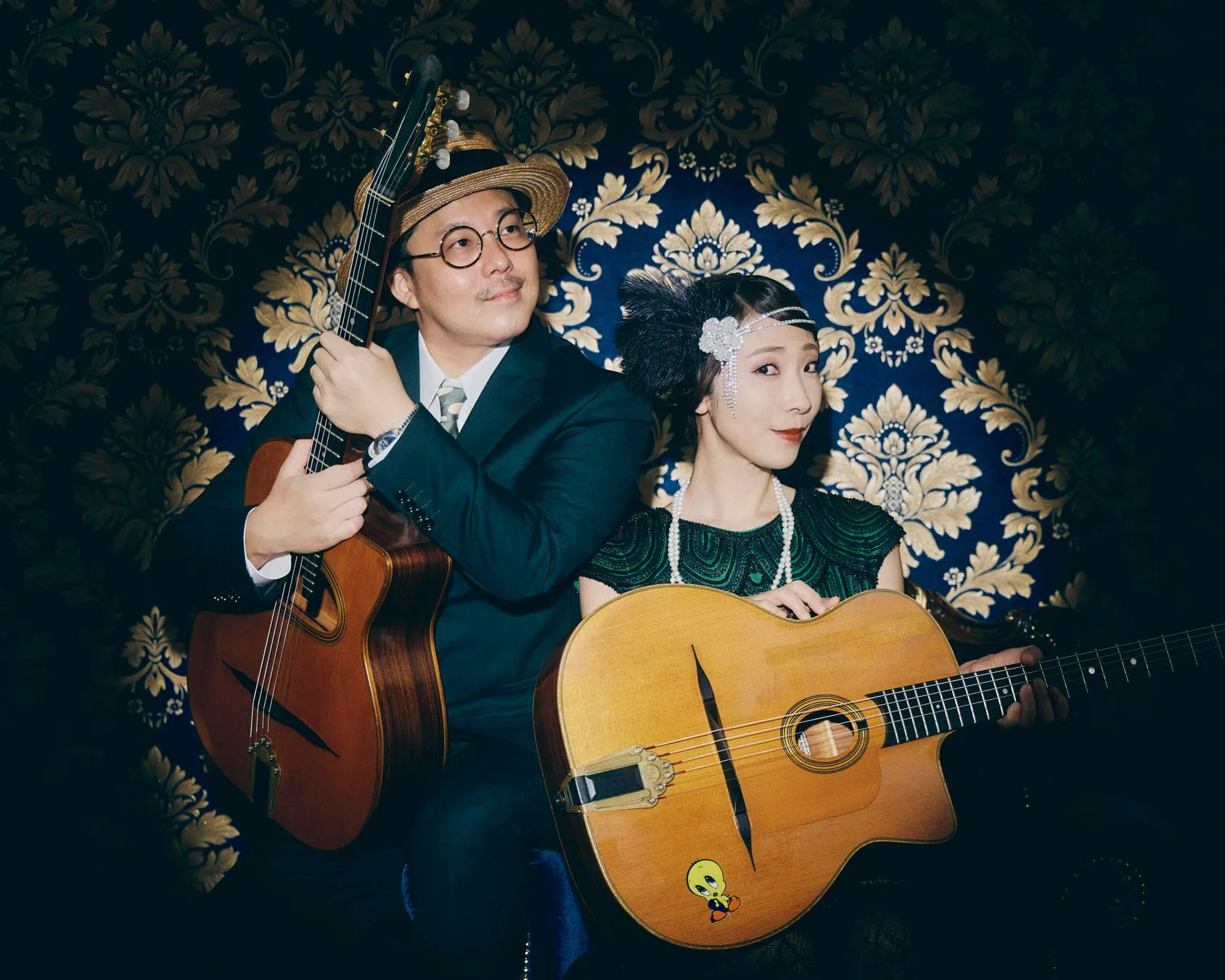 GYPSY VAGABONZ
ジプシー・ジャズを基盤にしてオリジナル曲、ジャズスタンダードの楽曲などを独自のアレンジで演奏するバンド。