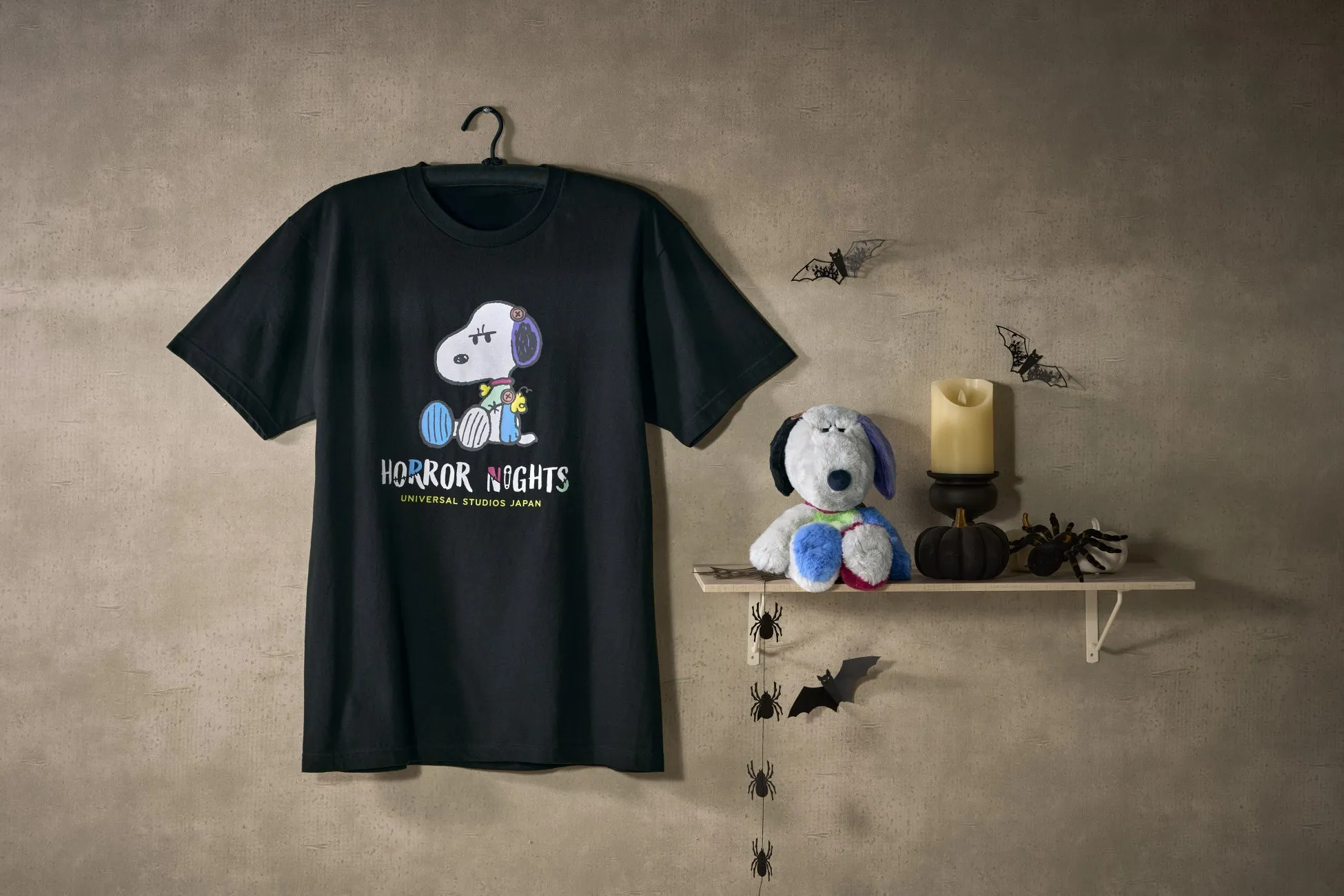 ホラーナイツTシャツとぬいぐるみ