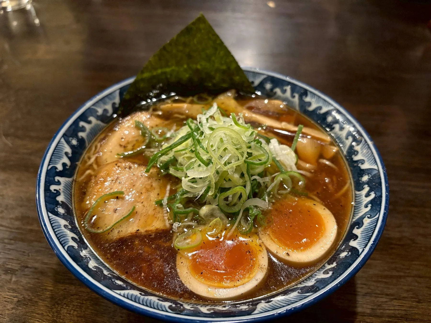 鰹節香る醤油ラーメン