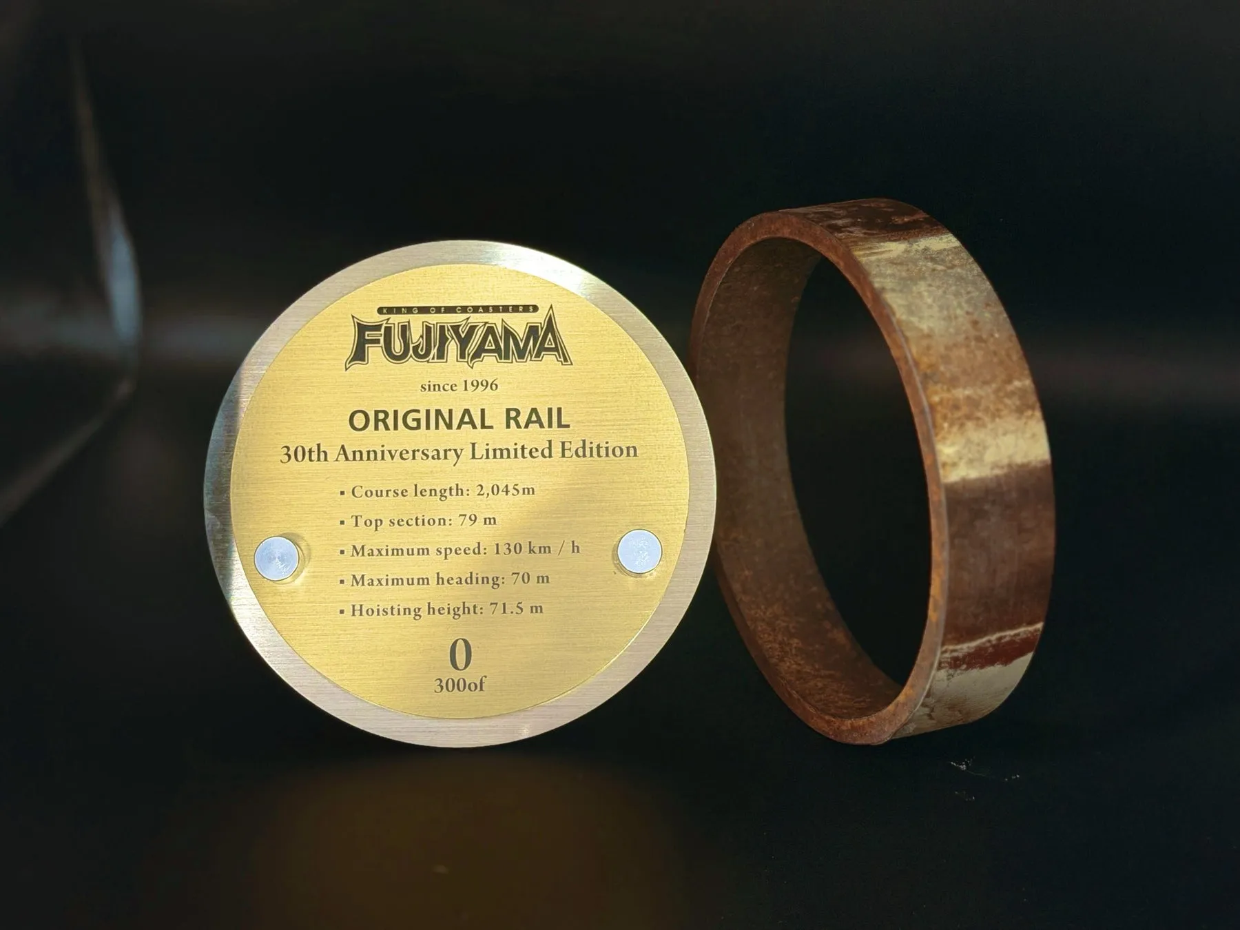 FUJIYAMAの30周年記念オリジナルレール