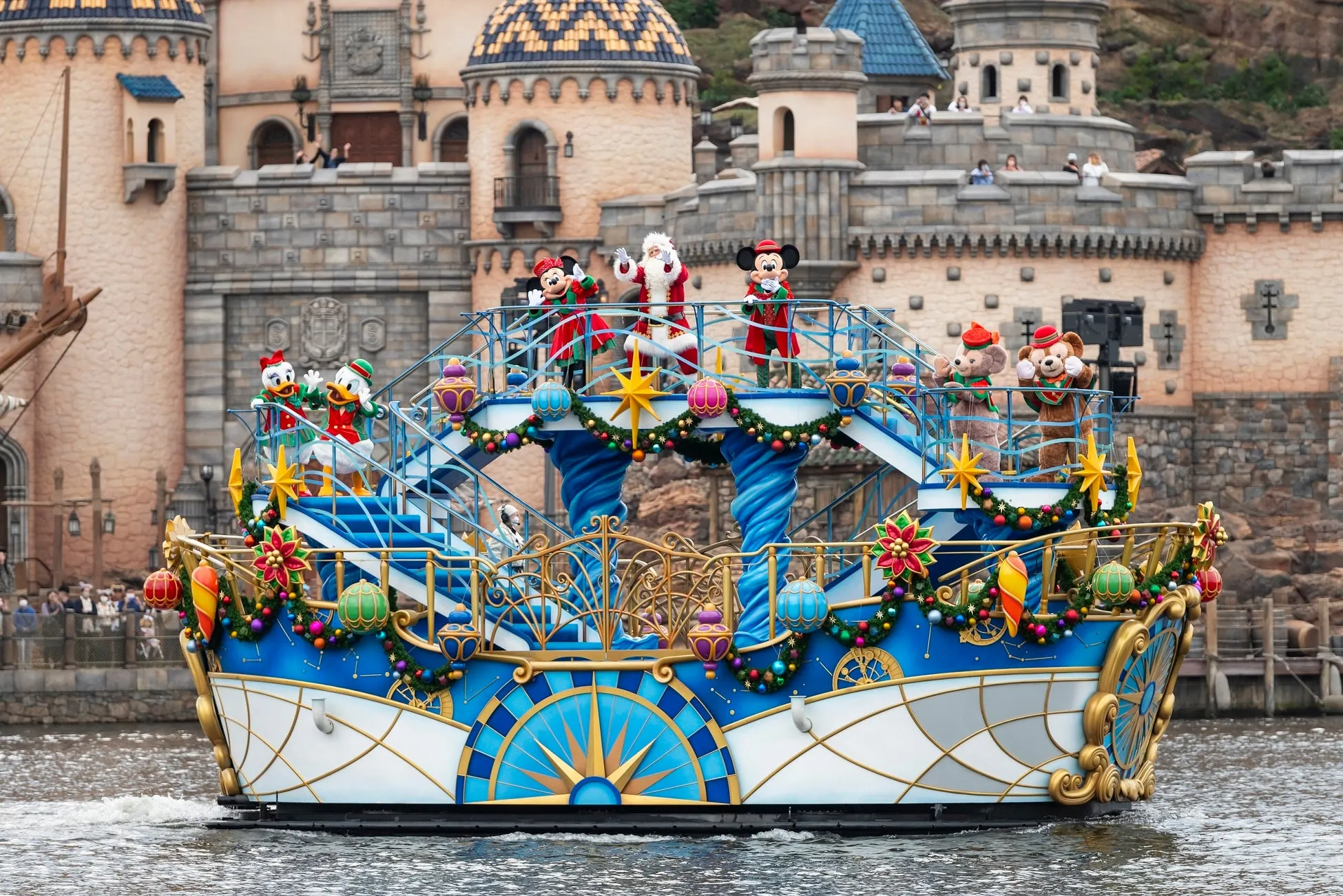 東京ディズニーリゾートのクリスマスパレード