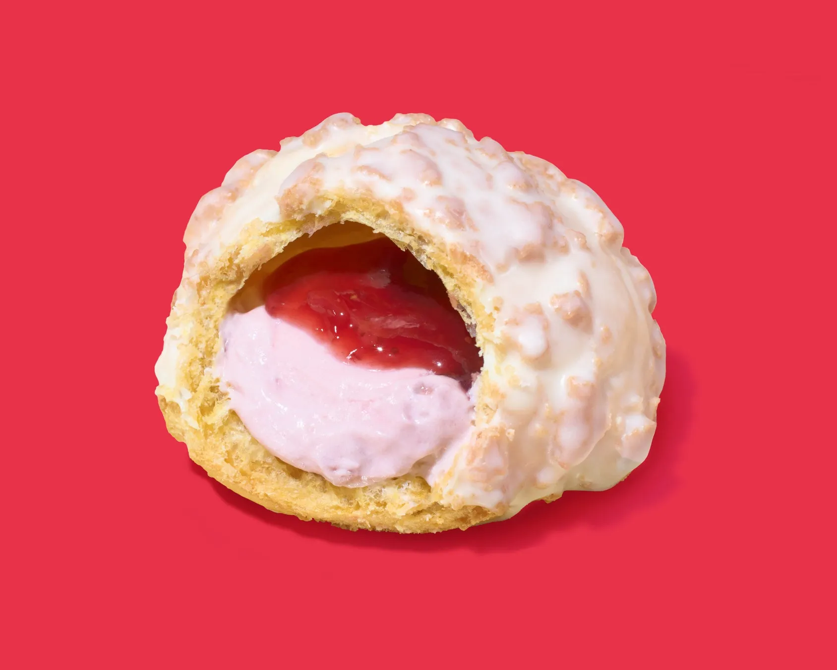 ザクザク食感 いちごのクッキーシュー