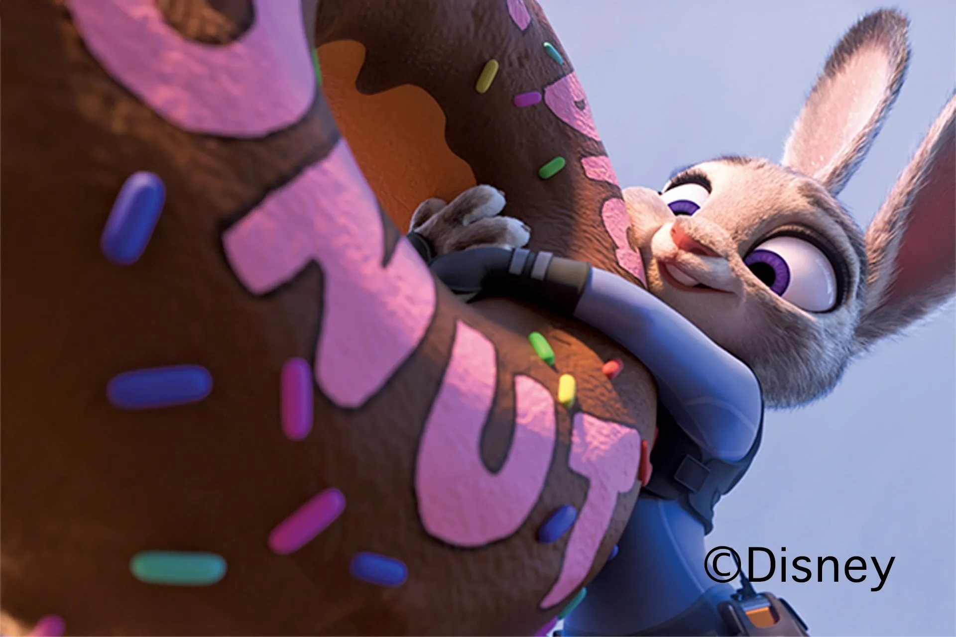 正義感あふれるジュディが巨大なドーナツをキャッチするシーンをイメージしたショコラ