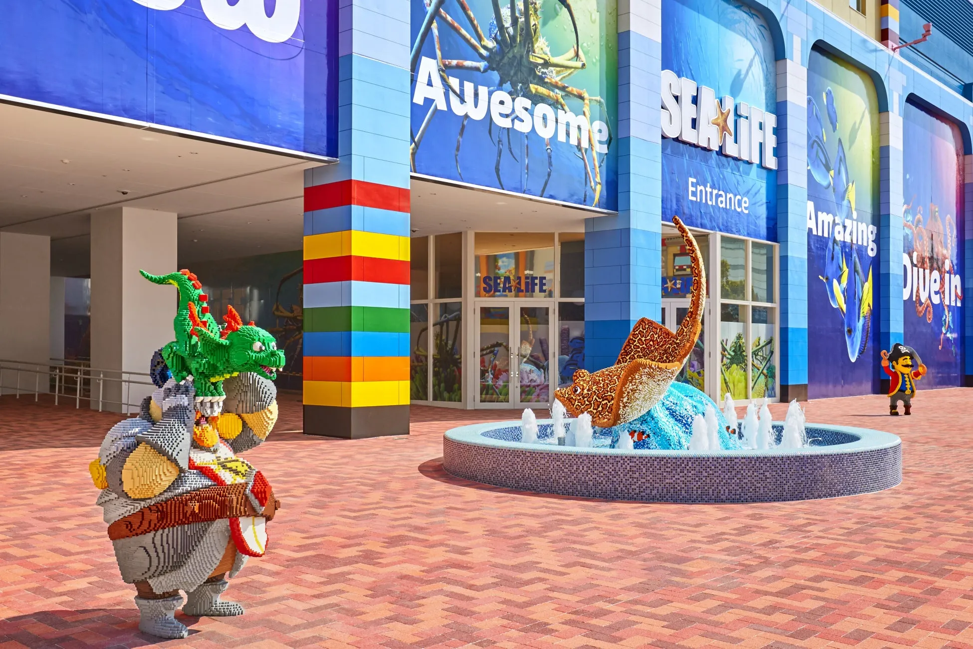 名古屋シーライフ水族館のエントランス
