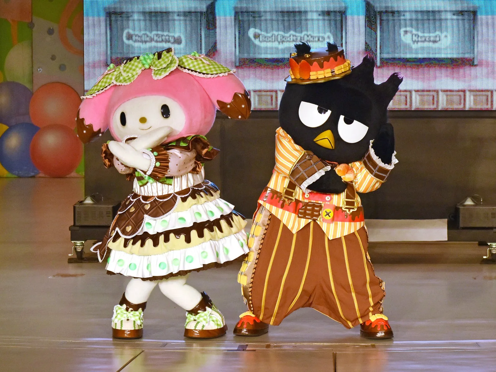サンリオキャラクターズがハーモニーランドでステージパフォーマンス