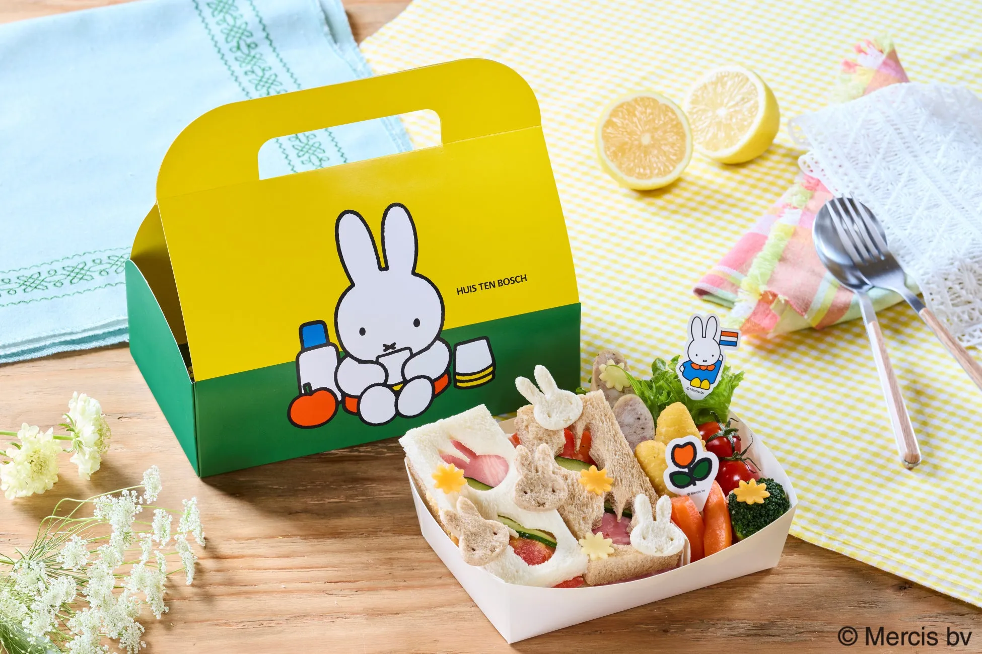 ミッフィーのイラスト付きランチボックス