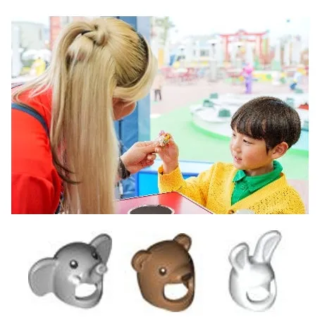 レゴランドでスタッフが子どもと交流