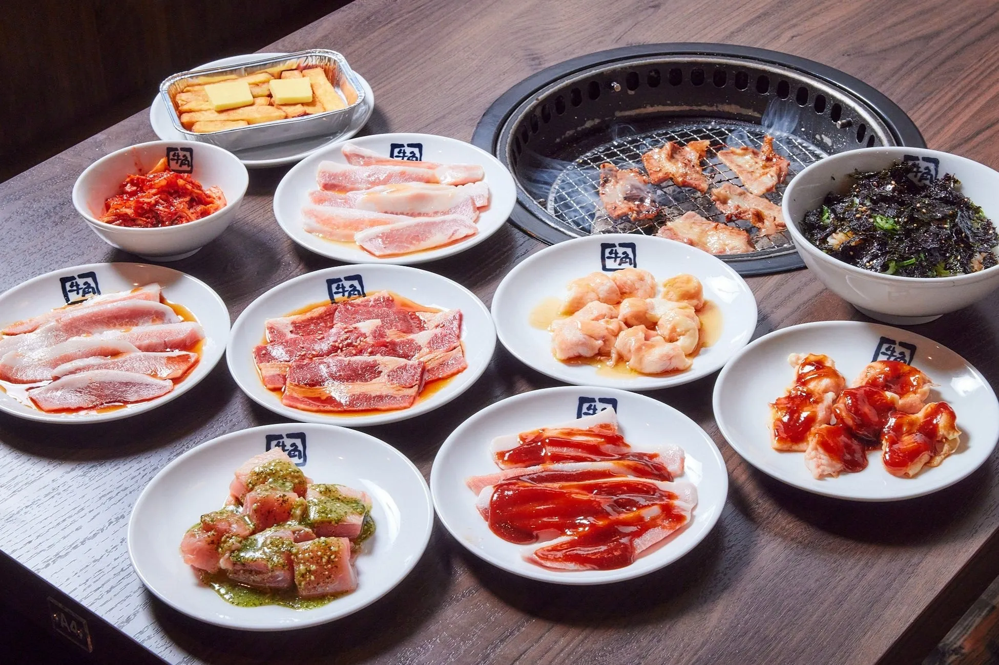 牛角のロングセラーメニューの一部