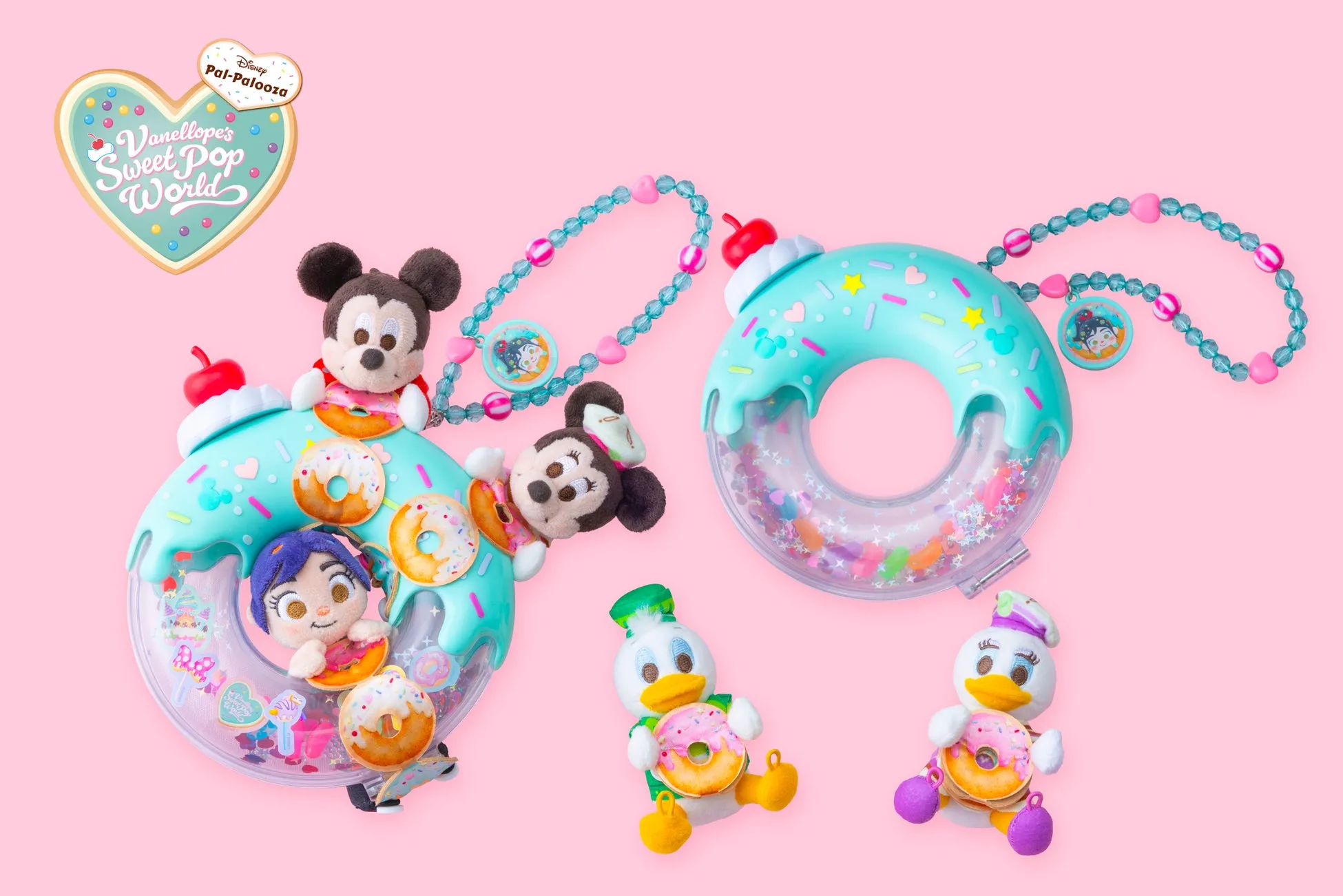 ディズニー・パルパルーザのグッズ、ミッキーとドナルドのぬいぐるみ