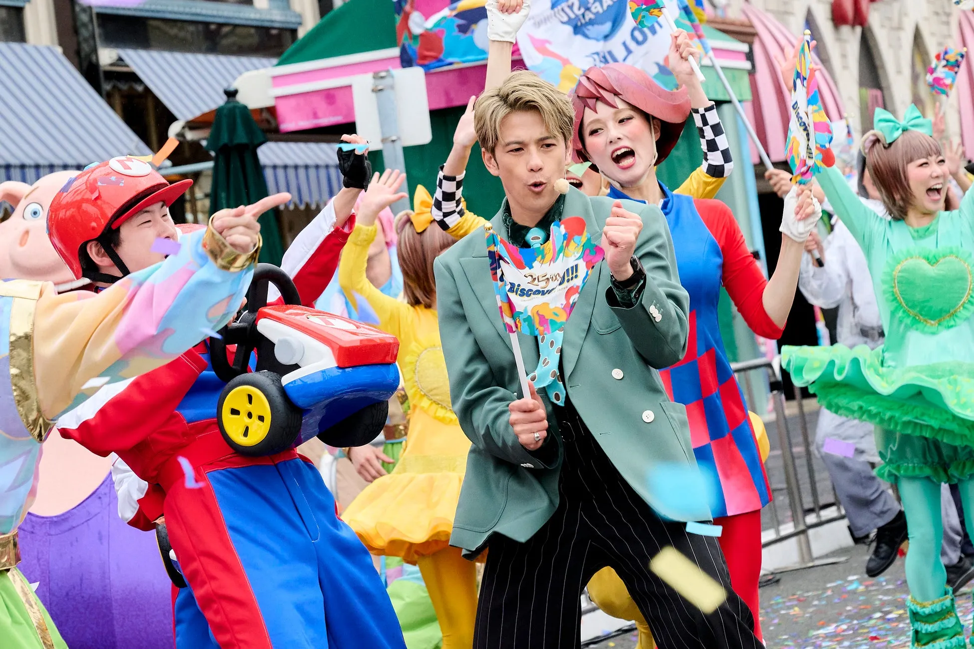 ユニバーサル・スタジオ・ジャパン25周年セレモニーパフォーマンス